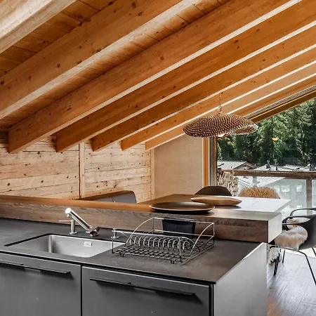 4br Stunning Penthouse - Ski In&ski Out- If You Want To Book, Please Contact On Wh-ats-app - 0034-635-518-216 !!!! Daire