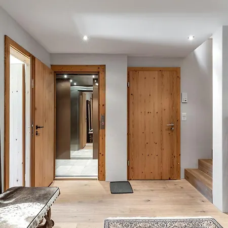 Daire 4br Stunning Penthouse - Ski In&ski Out- If You Want To Book, Please Contact On Wh-ats-app - 0034-635-518-216 !!!! *
