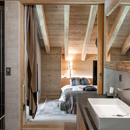 4br Stunning Penthouse - Ski In&ski Out- If You Want To Book, Please Contact On Wh-ats-app - 0034-635-518-216 !!!! Apartamento *