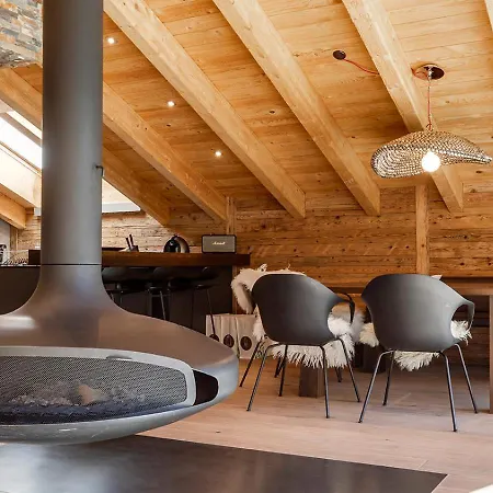 4br Stunning Penthouse - Ski In&ski Out- If You Want To Book, Please Contact On Wh-ats-app - 0034-635-518-216 !!!! Daire Zermatt