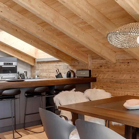 Daire 4br Stunning Penthouse - Ski In&ski Out- If You Want To Book, Please Contact On Wh-ats-app - 0034-635-518-216 !!!! *