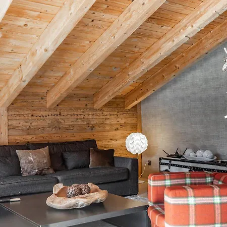 Daire 4br Stunning Penthouse - Ski In&ski Out- If You Want To Book, Please Contact On Wh-ats-app - 0034-635-518-216 !!!! *